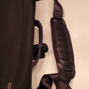 Tumi 15in computer bag
